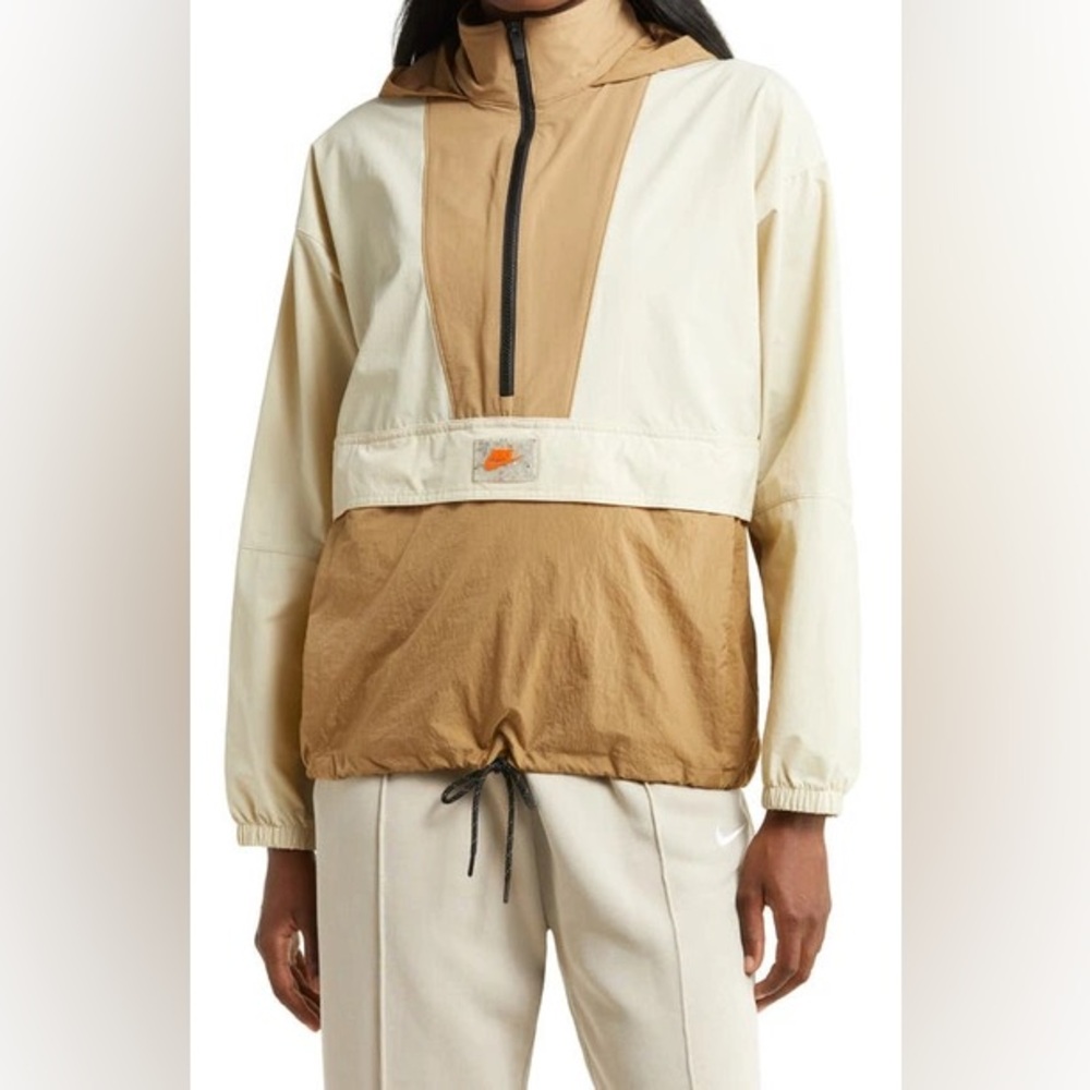 Nike Women’s Sportswear Revolution Half Zip with Fanny Pack (Brown/Orange)